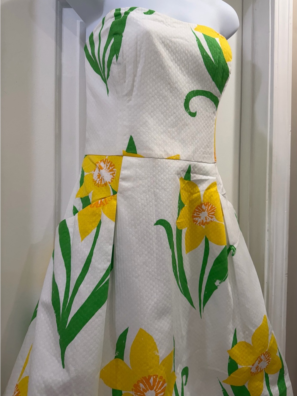 Lilly Pulitzer 🆕🆕 Blossom Dress She’s Daffy Strapless Daffodils Size 10 - Picture 4 of 16